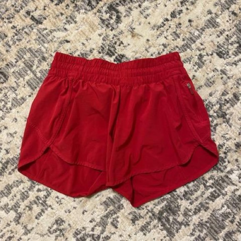 Lululemon tracker short v4